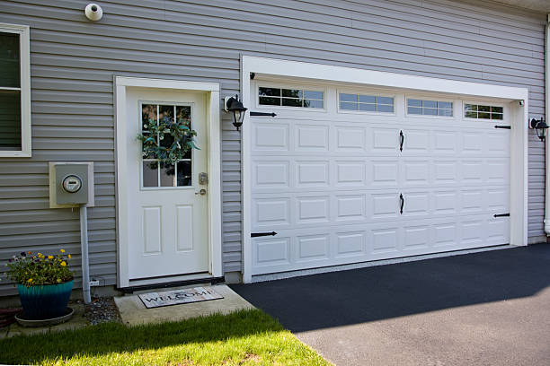 24/7 Emergency Garage Door Roller Replacement experts in Park City, MT